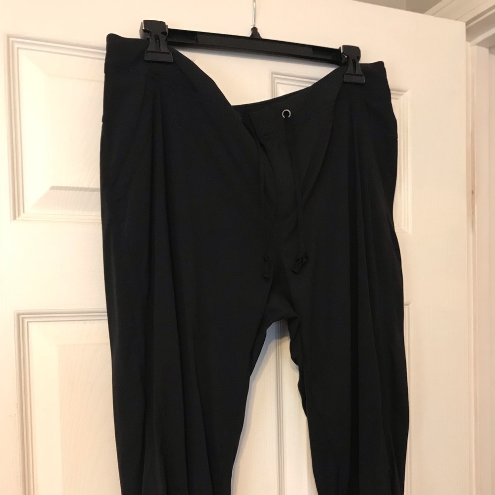 Black Columbia Capri Pants